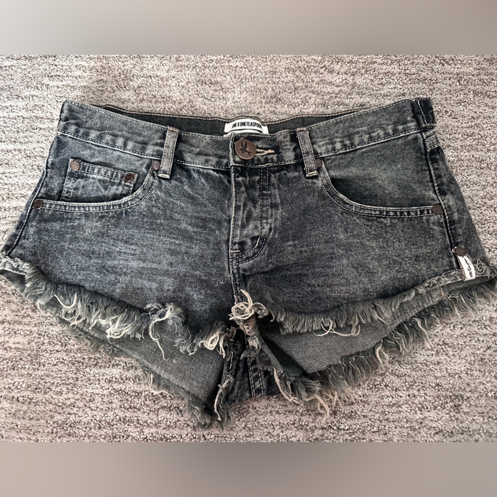 Washed black one teaspoon short